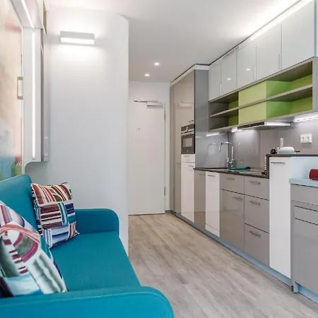 Brucklyn Apartment *